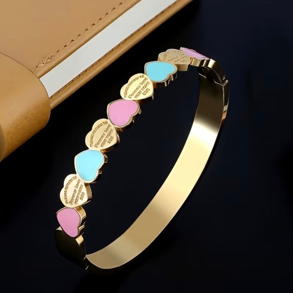 18K Gold Plated Stainless Steel Hearts Bracelet Bangle